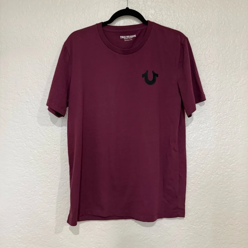 True Religion Men's Maroon Short Sleeve Tee with Embroidered Logo Size L Unisex